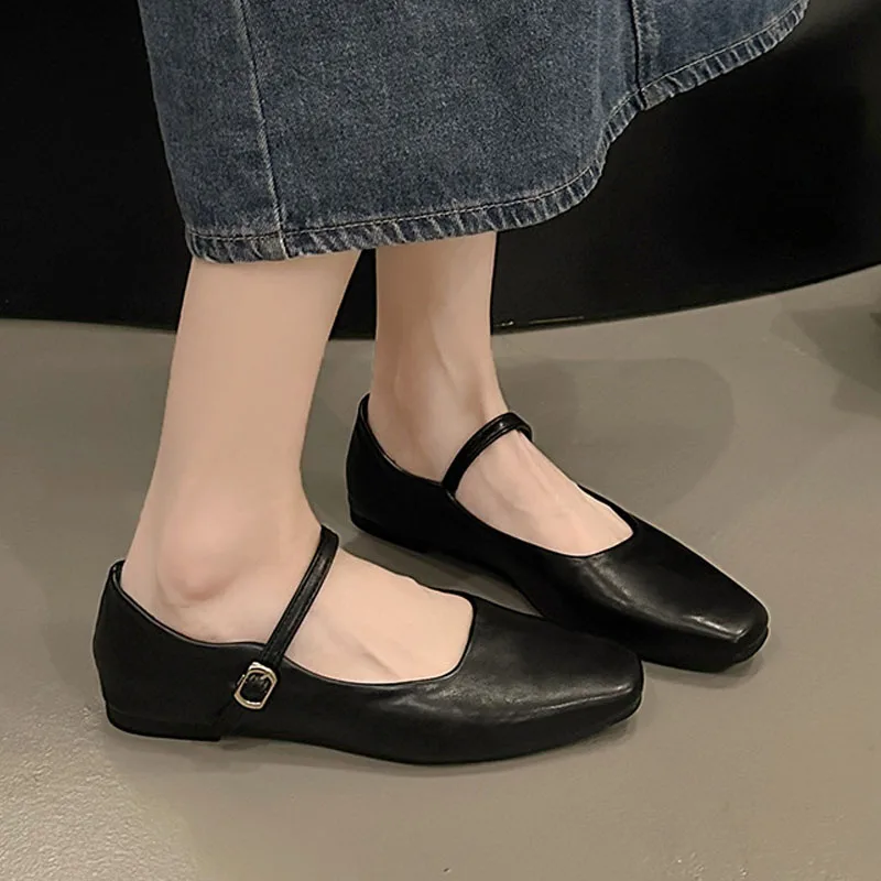 Women Flats French Square Toe  - Leatherwork In French 评论和价格